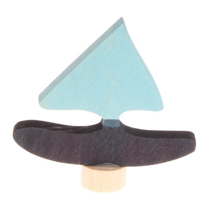Figura de madera velero