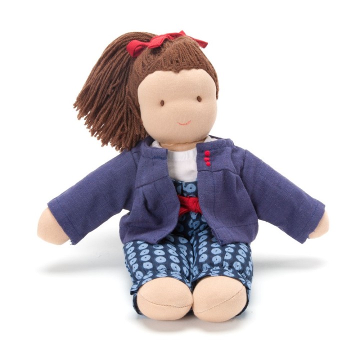 Muñeca waldorf Maya