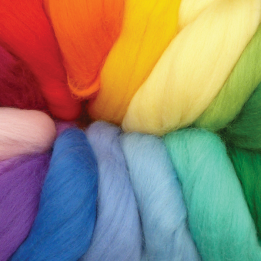 Pack lana cardada peinada en colores arco iris