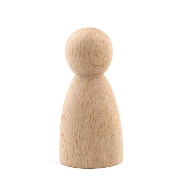 Figura cónica de madera
