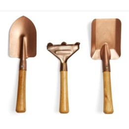 set de herramientas jardinería
