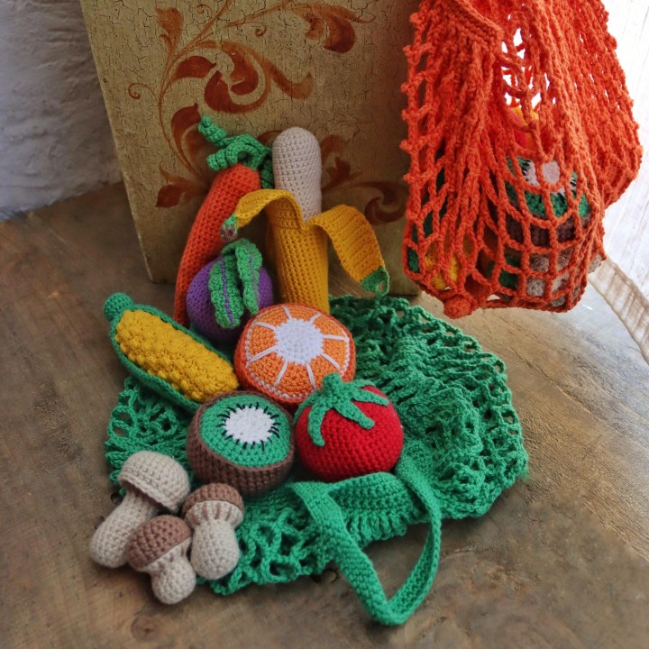 Bolsa con frutas y verduras ganchillo