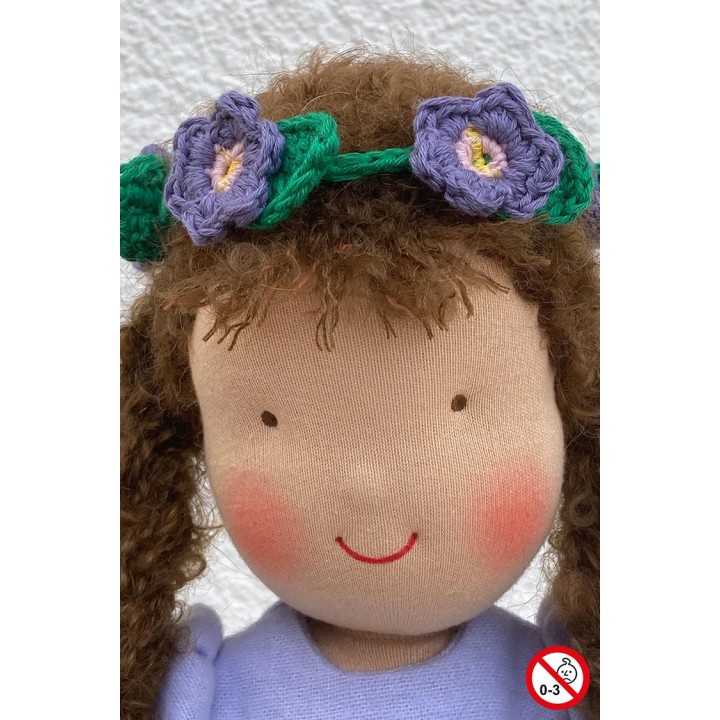 Muñeca Waldorf  "niña  violeta"