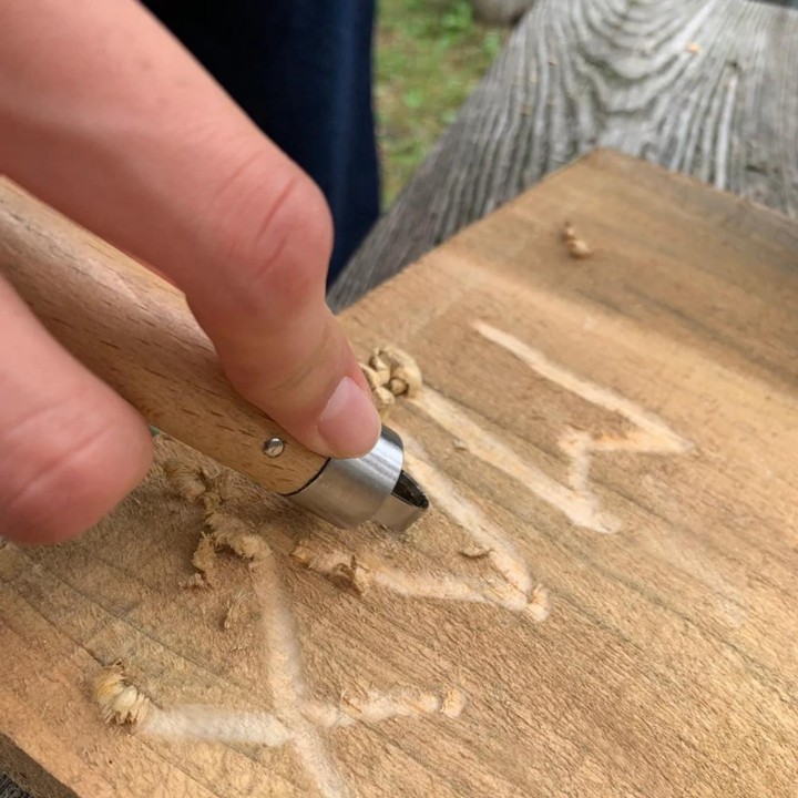 Herramienta para tallar madera