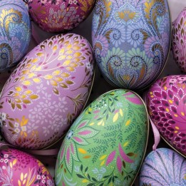 Huevo de Pascua Sara Miller
