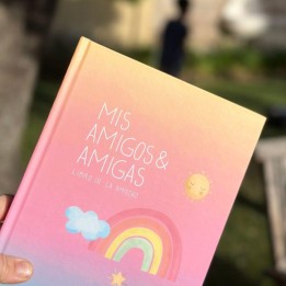 Libro de la amistad: Viaje mágico