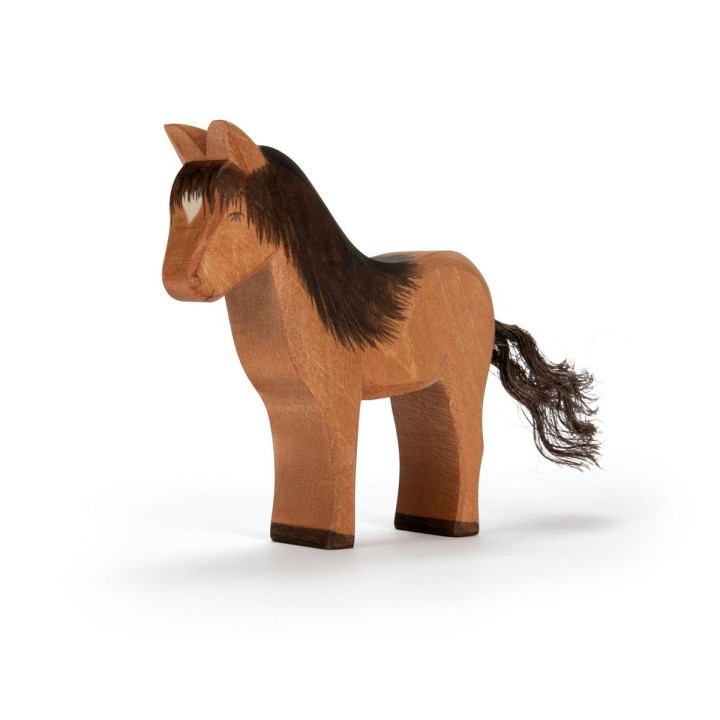 Caballo de madera Hrokur Osthiemer