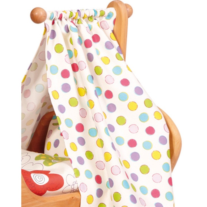 Cuna con dosel.