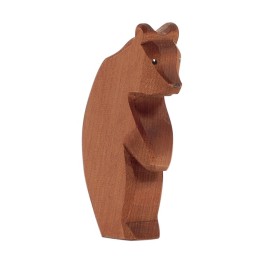 Oso pardo grande, cabeza bajada.