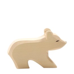 Oso polar pequeño.