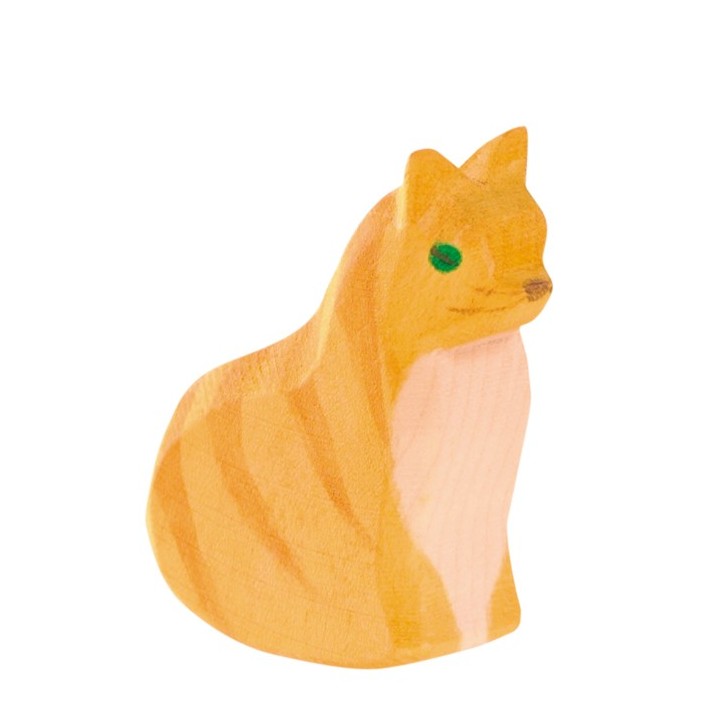 Gato sentado.
