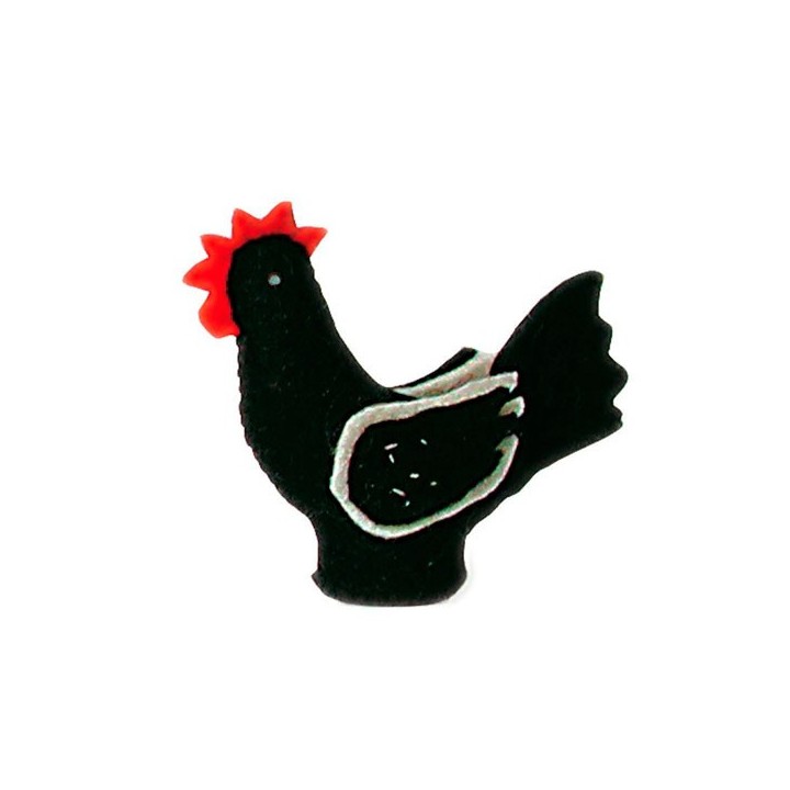 Gallina de fieltro negra.