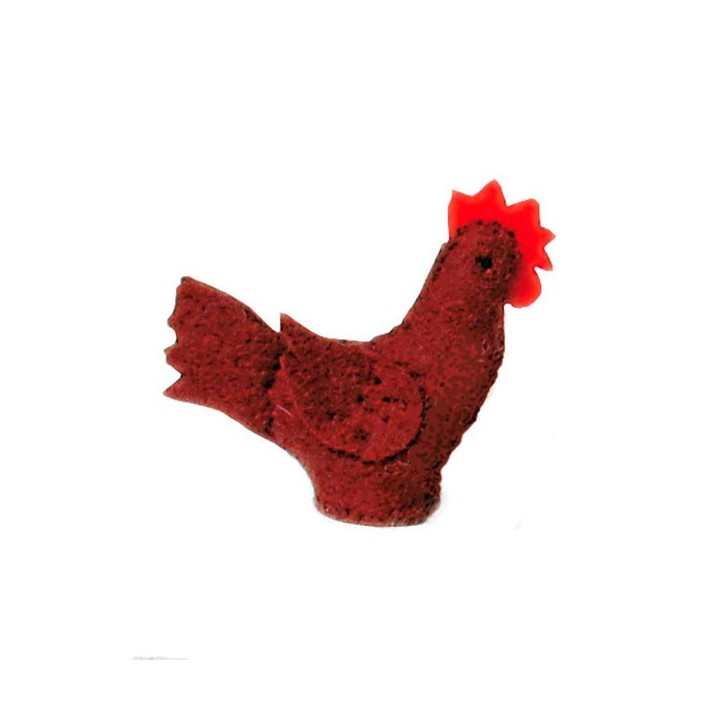 Gallina de fieltro marrón.