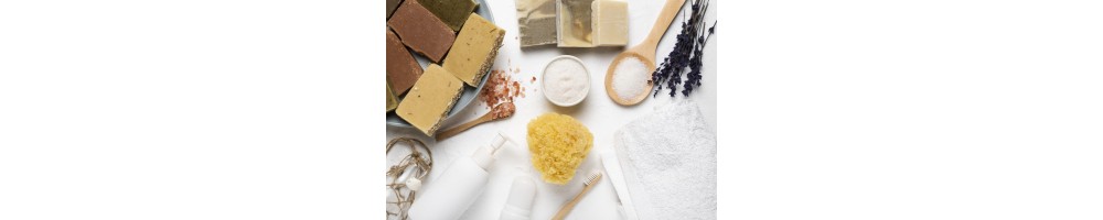 Productos de limpieza y utensilios de cocina